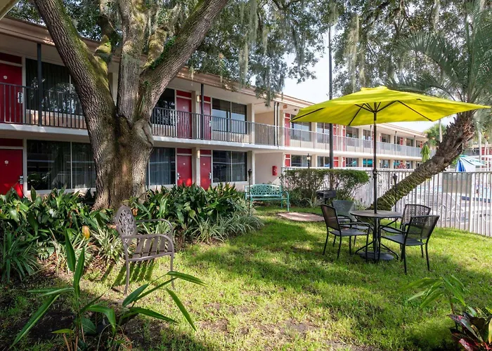 Ramada By Wyndham Kissimmee Gateway